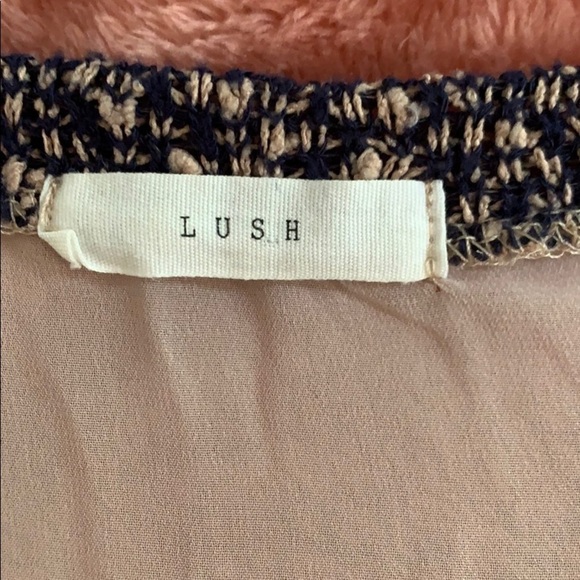 Part sweater part sheer hi low tunic by Lush - Picture 6 of 7